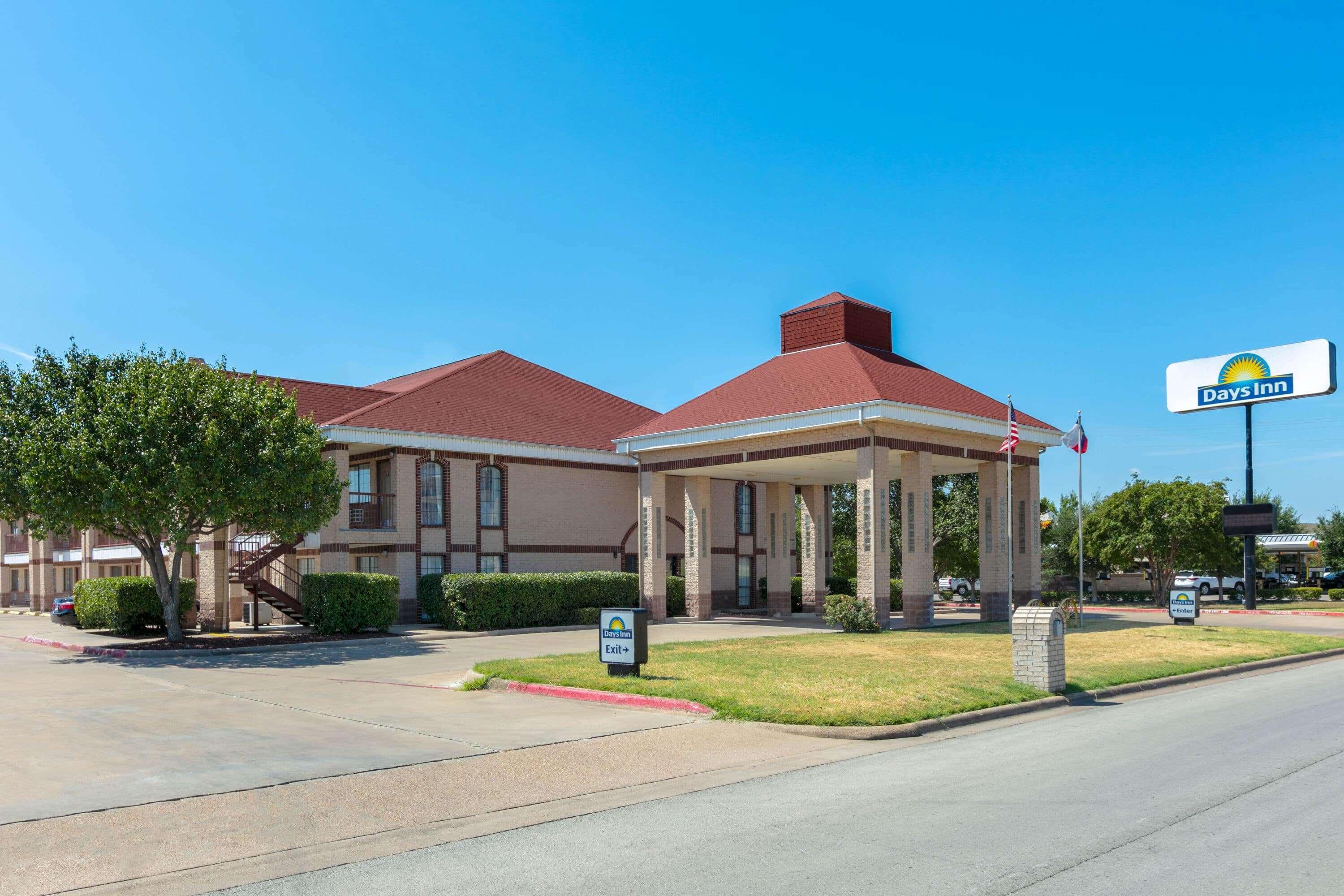 Days Inn By Wyndham Granbury Exterior foto